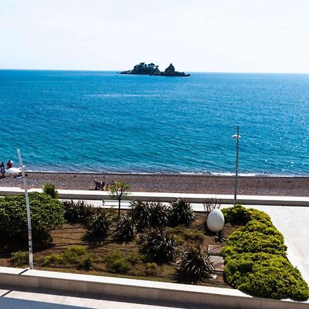 Mar Azul Apartments Petrovac Luaran gambar