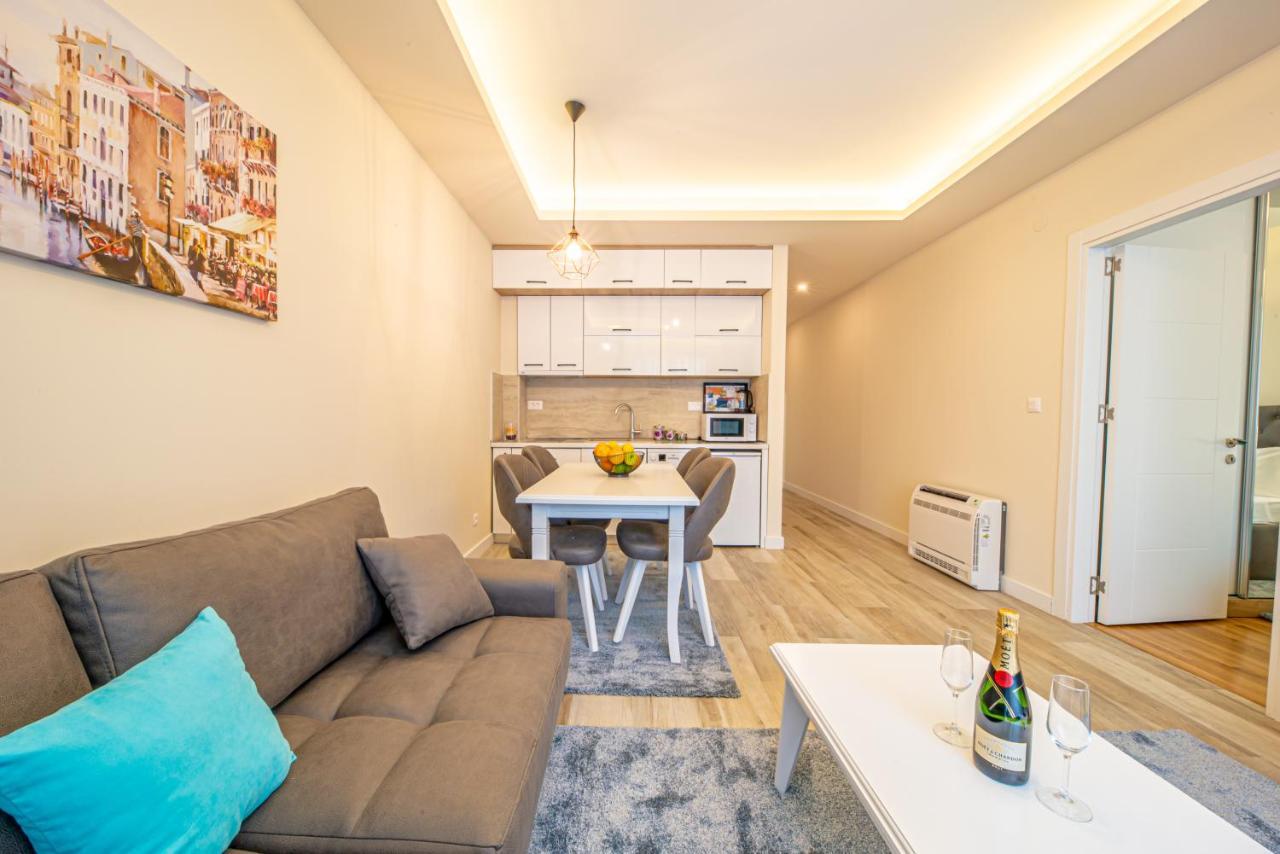 Mar Azul Apartments Petrovac Luaran gambar